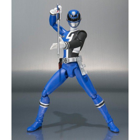 Mô hình nhân vật SHF Super Sentai Deka Blue Bandai