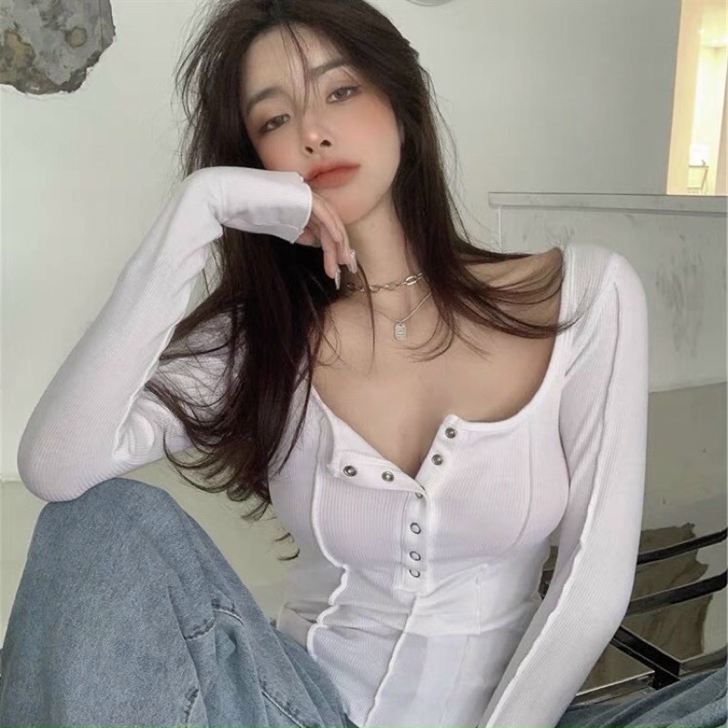 Áo croptop nút bấm tay dài