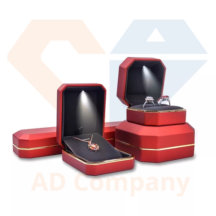 HỘP ĐỰNG TRANG SỨC CAO CẤP - HỘP NHẪN, VÒNG TAY, BÔNG TAI, DÂY CHUYỀN CÓ ĐÈN LED