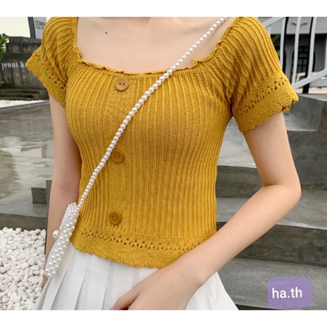 Áo len cúc giữa mặc hai kiểu trễ vai hoặc k trễ đều đk. Sỉ 85k
