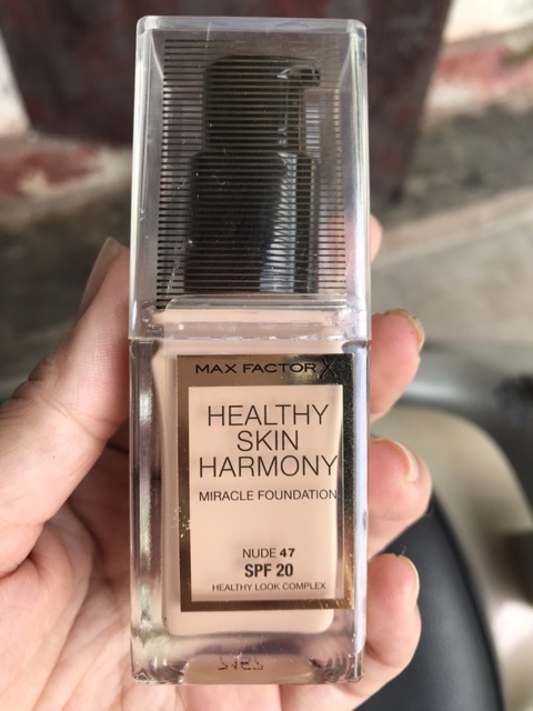 Phấn nền Max Factor Healthy Skin Harmony Miracle