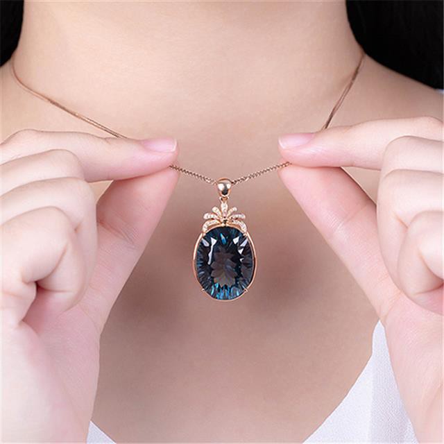 Mặt Dây Chuyền Hình Cây Dừa Đính Đá Topaz Xanh