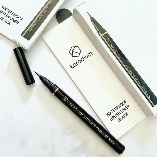 BÚT DẠ KẺ MẮT KARADIUM  WATERPROOF BRUSH LINER BLACK | BigBuy360 - bigbuy360.vn
