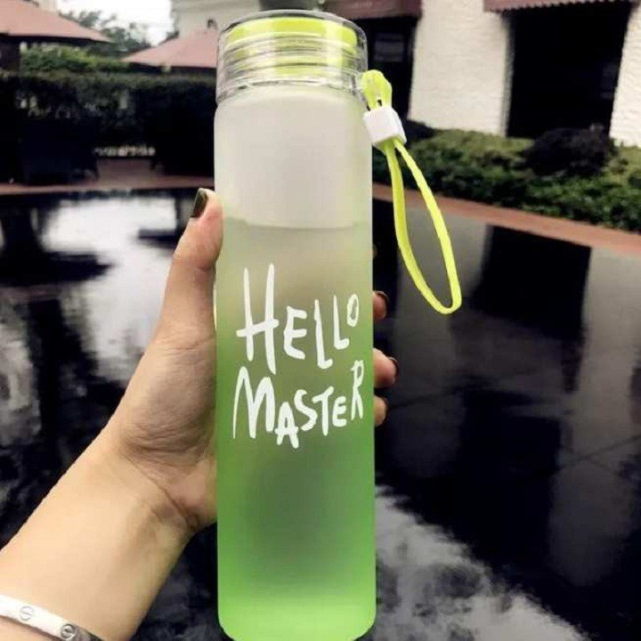 Bình Nước Thủy Tinh Dây Xách Hello Master 480ml