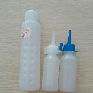 Nước rửa móng tay và nước pha sơn móng tay