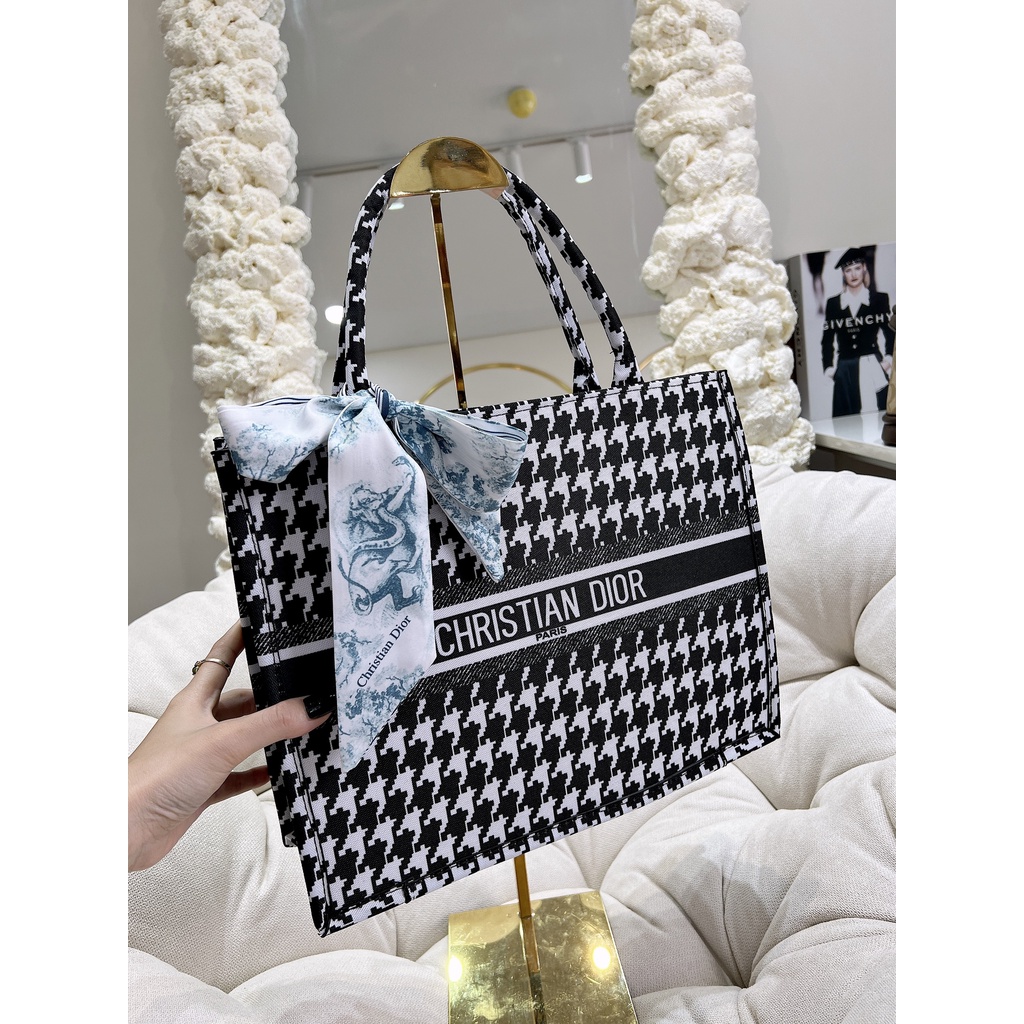 (loại 1) Túi xách vải đi biển to du lịch túi xách nữ đẹp book tote Di.or thổ cẩm lady đi chơi đều hợp màu hồng đen