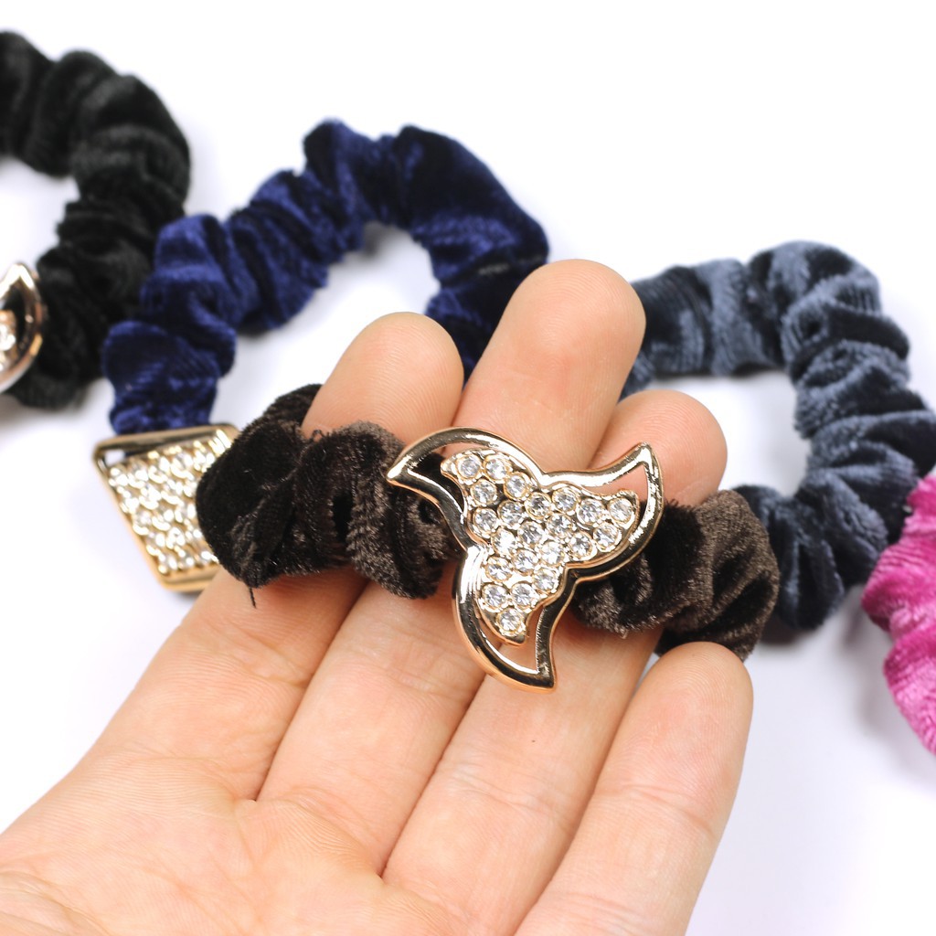 Sỉ 10 buộc tóc hoa và đá vuông đẹp 45k