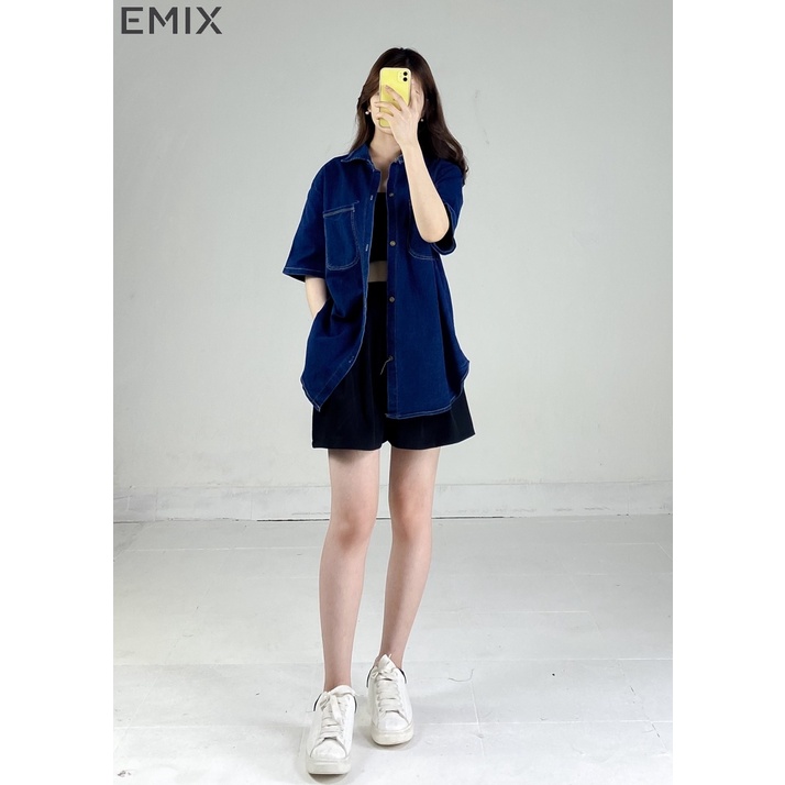 Áo sơ mi bò thêu EMIX (màu xanh), freesize, dáng rộng, cộc tay, có túi trước, cổ V, chất bò mềm, giãn nhẹ