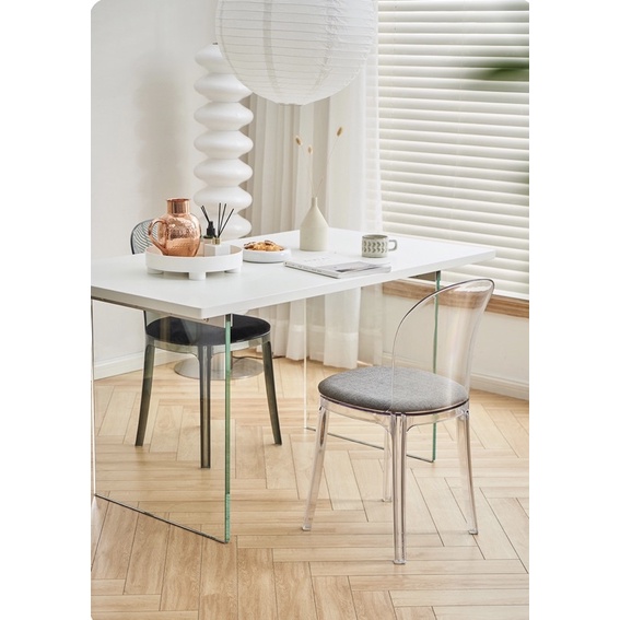 Ghế phòng ăn tựa lưng acrylic Murano Vanity Chair 2 màu phong cách Bắc Âu