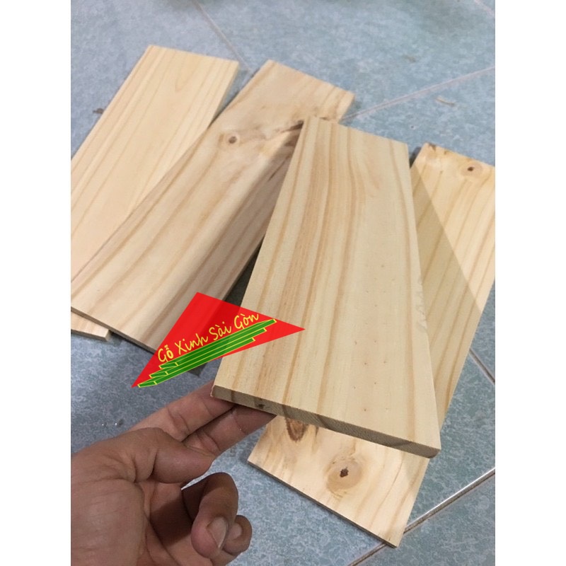 Thanh gỗ thông dài 40cm, rộng 12cm, dày 1cm bào 4 mặt láng đẹp