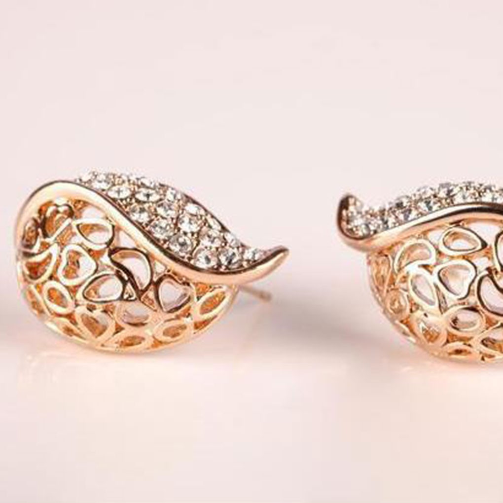 Đôi Khuyên Tai Hình Trái Tim Đính Đá Thời Trang Cho Nữ