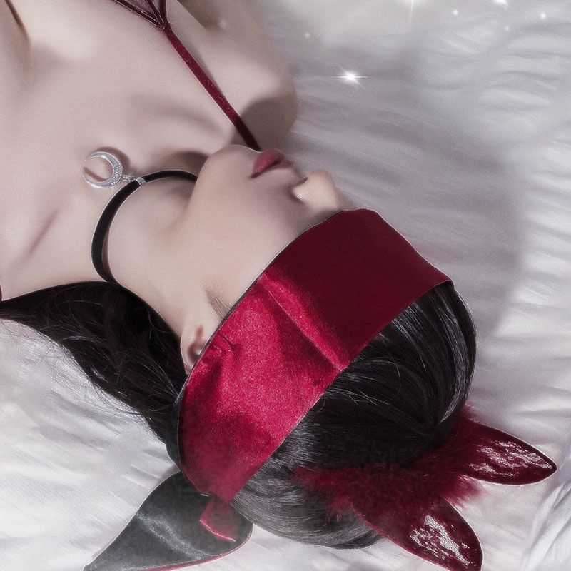Mặt nạ che mắt sexy đen phối đỏ - phụ kiện cosplay bịt mắt phòng ngủ | BigBuy360 - bigbuy360.vn