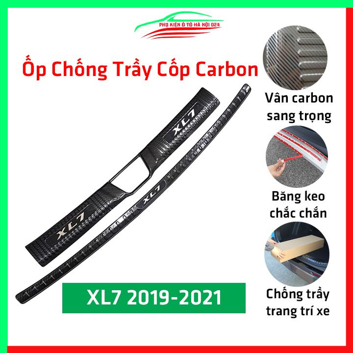 Ốp chống trầy cốp XL7 cacbon sáng bóng
