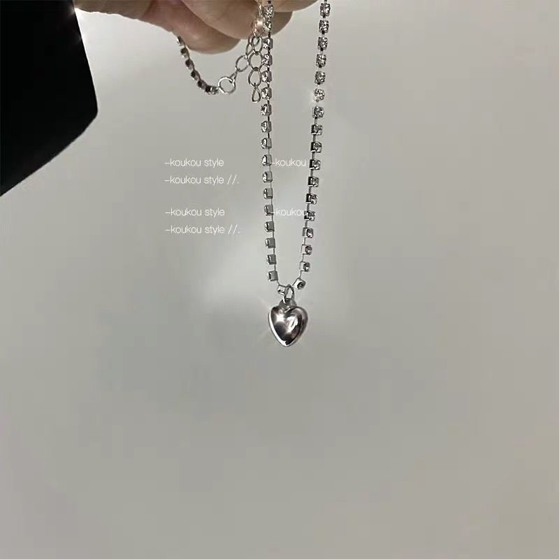 Dây Chuyền Nữ Ôm Sát Cổ TOBI STORE Chocker Đính Pha Lê Mặt Trái Tim TB124