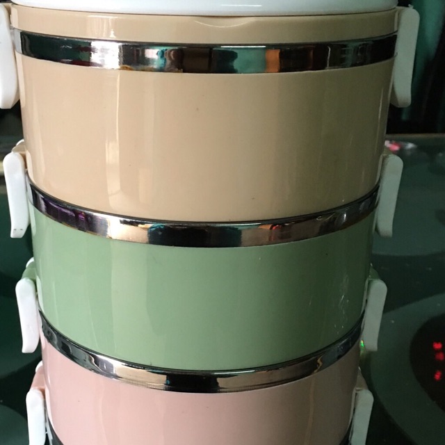 Cặp lồng 4 ngăn siêu tiện dụng cho công sở.