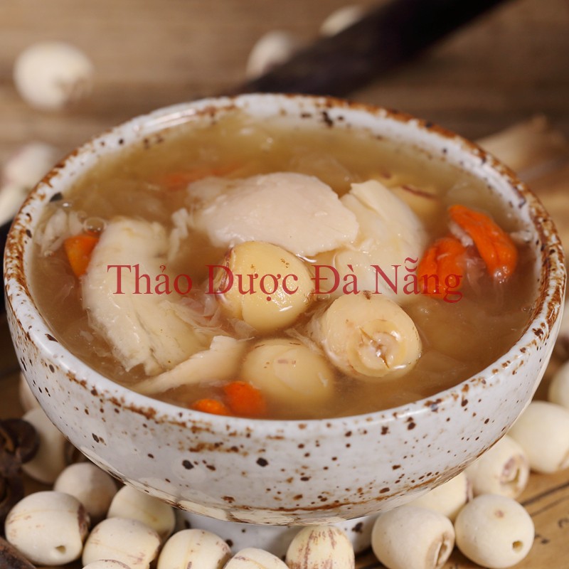 Hạt Sen khô loại ngon, không chất bảo quản 100 gram.