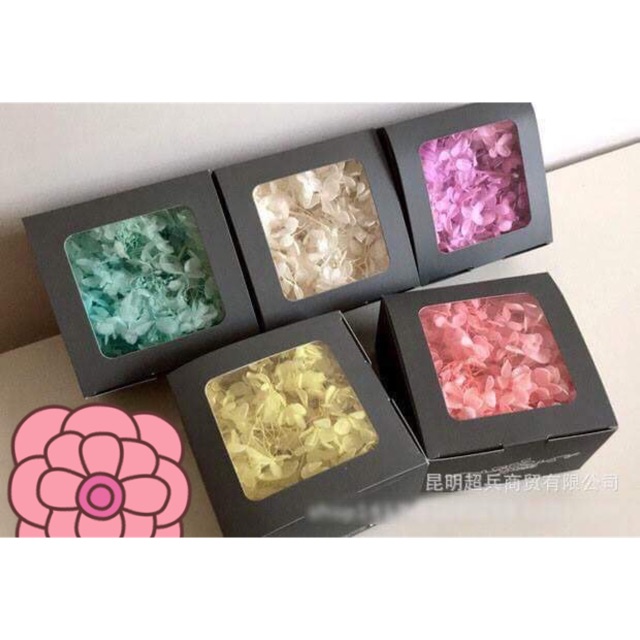 Hộp hoa cài tóc cô dâu