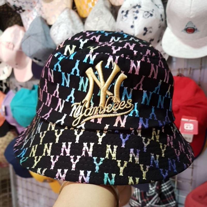Mũ Vành đổi màu NY