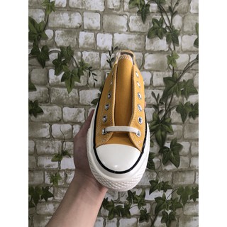Giày thể thao sneaker  vàng
