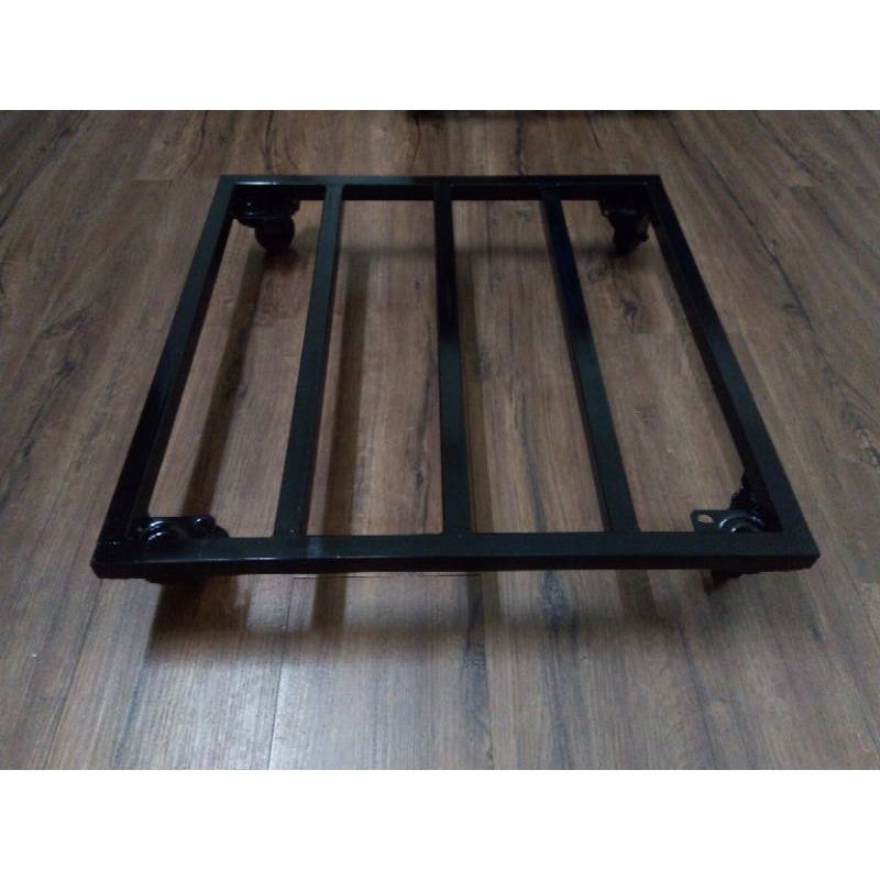 Kệ kê chậu cây-chậu đá mài-đồ dùng cao cấp, có bánh xe di chuyển xoay 360°. Bánh xịn loại đẹp- bền bỉ.hộp thép 2x2cm