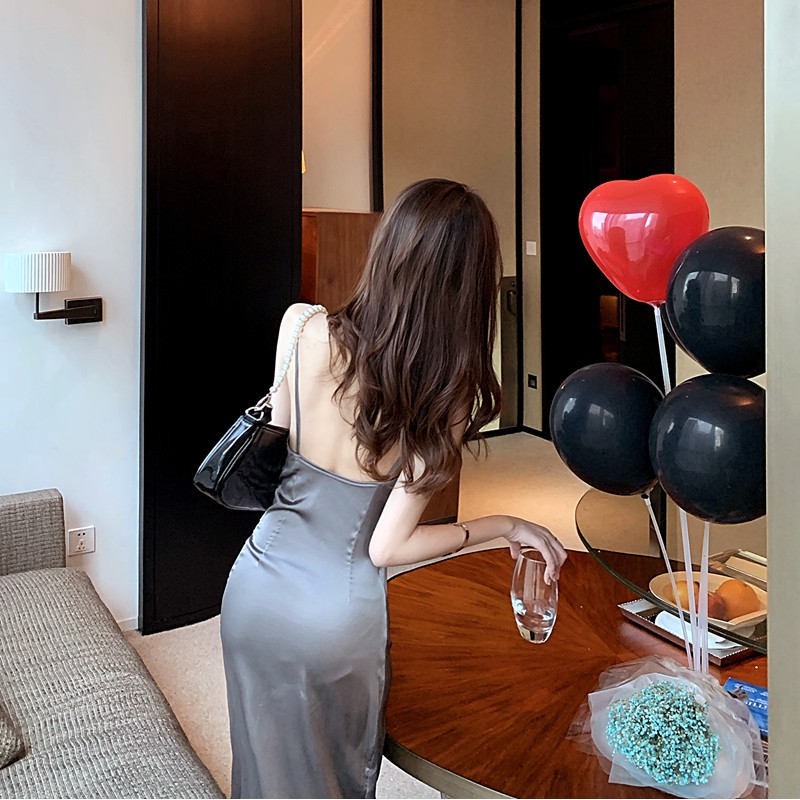 Đầm hở lưng dáng dài xẻ tà quyến rũ cho đi biển | BigBuy360 - bigbuy360.vn