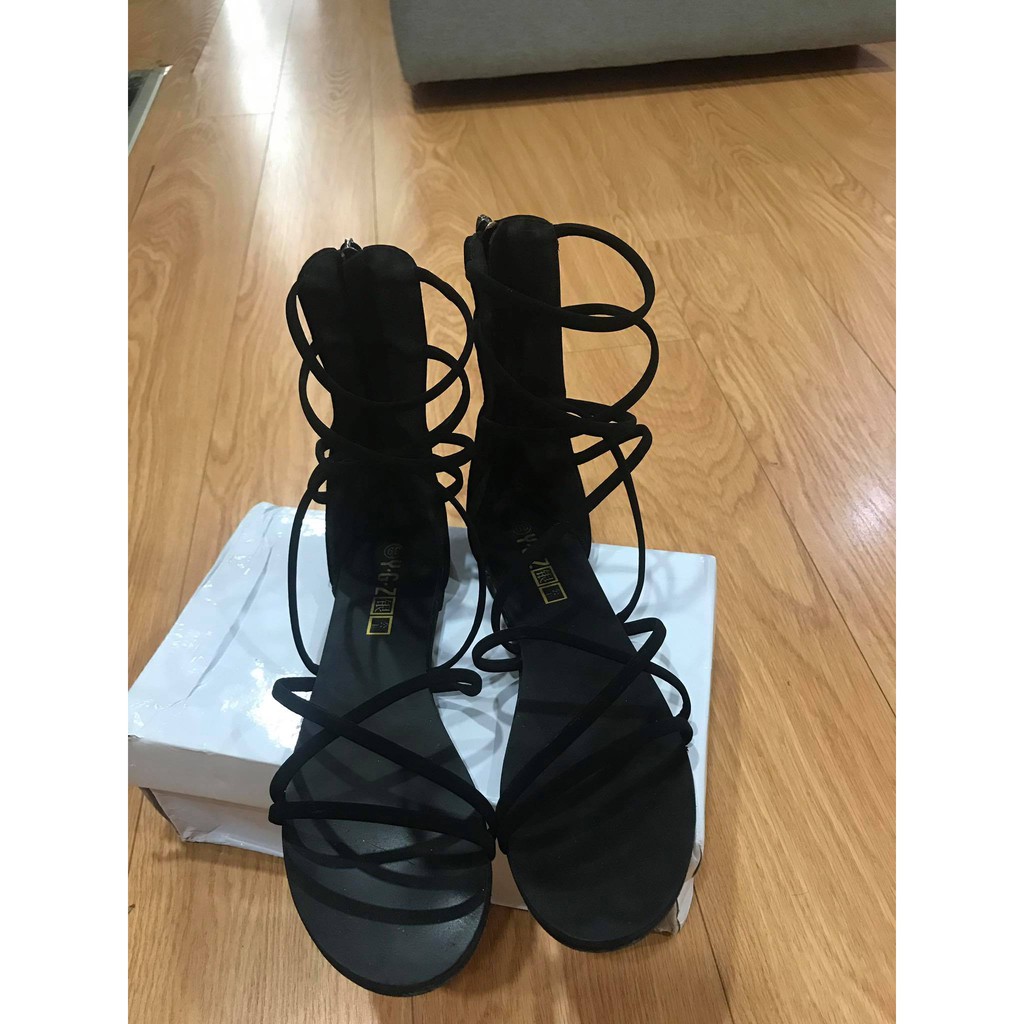 thanh lý sandal chiến binh kéo khóa sau màu đen size 39