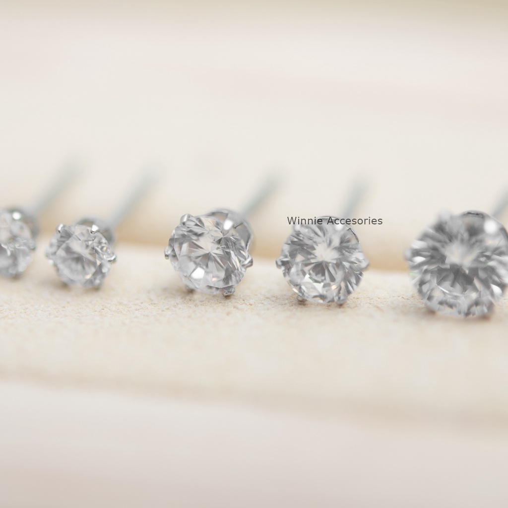 Hoa tai nữ titan Diamond B
