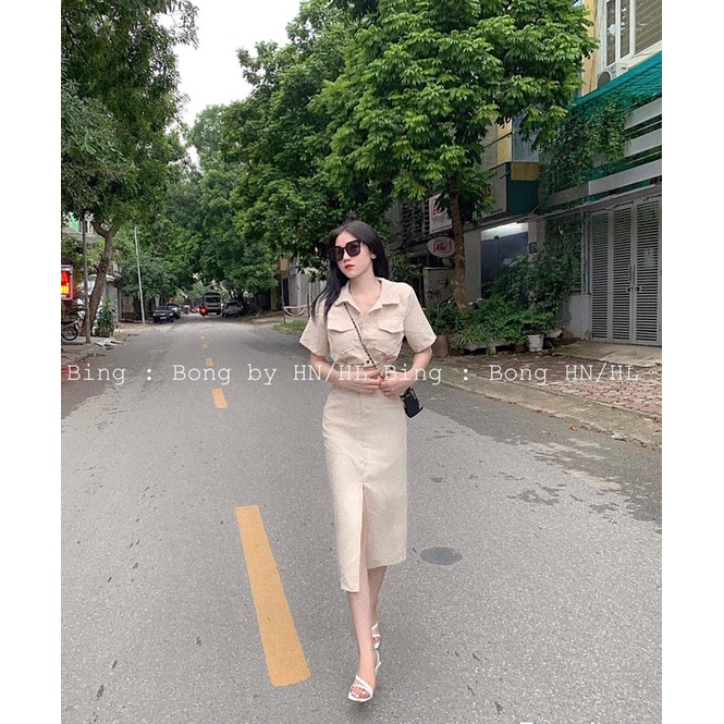 Váy tăm nhung cúc giữa