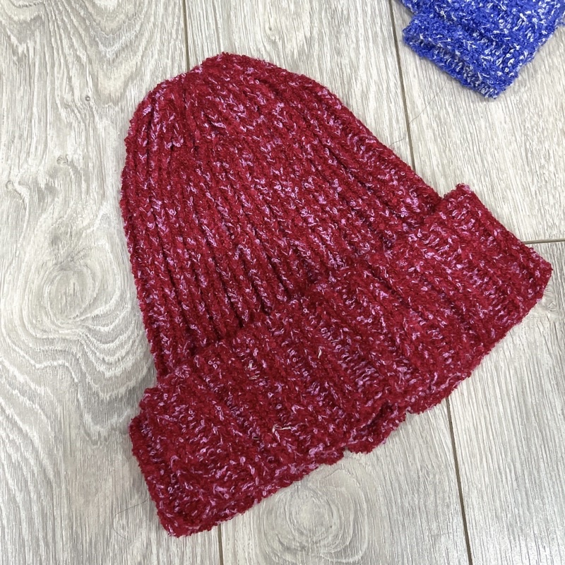 Mũ beanie len nhũ dệt kim
