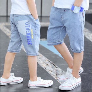 Quần short jeans in hình sau bé trai