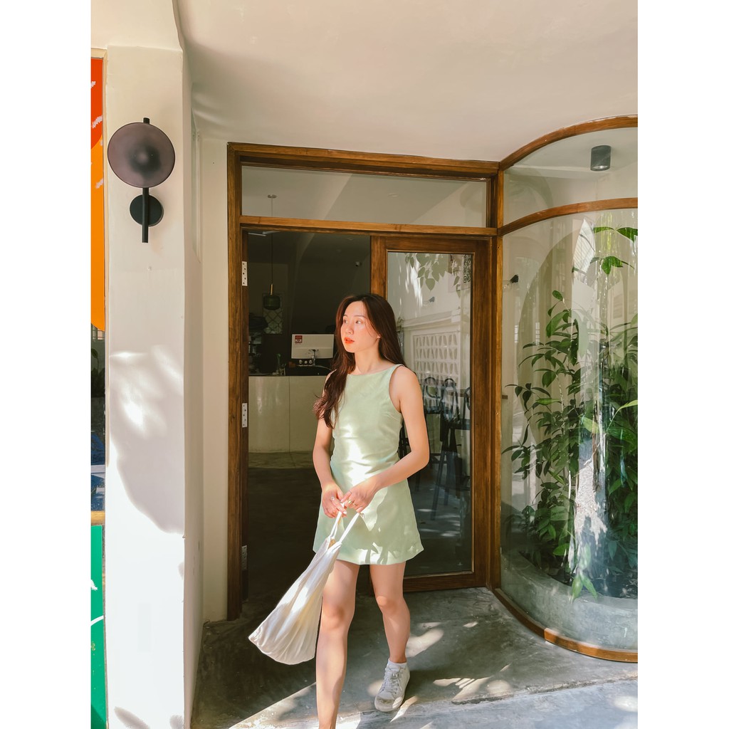 Váy 2 dây Fabric Holic xanh trơn | BigBuy360 - bigbuy360.vn