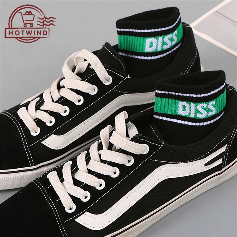 Vớ chân thêu chữ thời trang trẻ trung