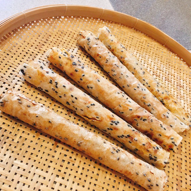 Bánh tráng cuộn tình nhân (1 đôi), bánh tráng nướng giòn Phan Rang  | BigBuy360 - bigbuy360.vn