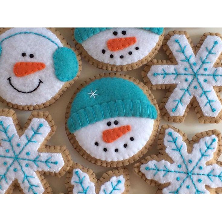 Móc khóa giáng sinh người tuyết xanh dương handmade vải nỉ