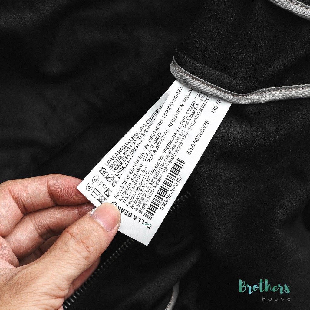 Áo khoác bomber 𝐏&𝐁 trẻ trung, xịn sò