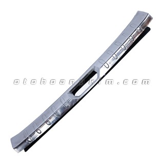 Chống trầy cốp nhựa Innova - 2248