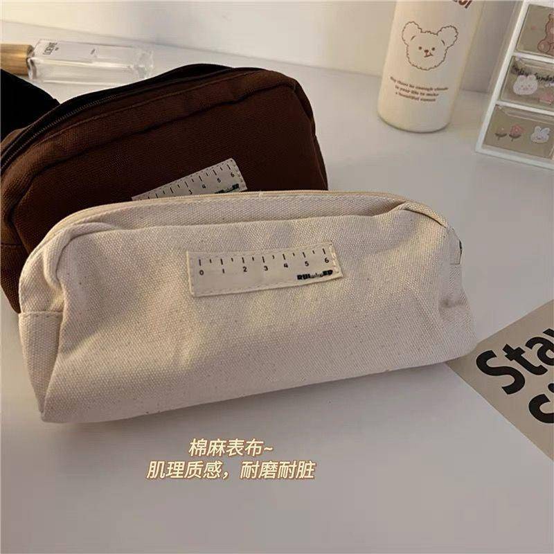 ⭐ iLado ⭐  Hộp đựng bút chì học sinh hộp bút chì màu đặc đen / trắng / nâu cute túi nilong chủ đề nhân vật túi zip nhỏ hộp vải đựng đồ Hộp đựng hộp bút hologram bút cute bọc zip tiểu an văn phòng phẩm Đa Dụng túi đựng đồ dùng cá nhân hình