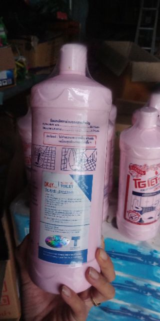 Nước tẩy toilet Okay hàng việt Nam 960ml