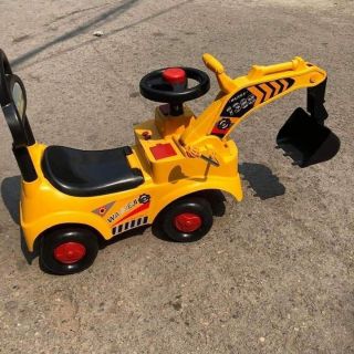 XE CẦN CẨU CHÒI CHÂN