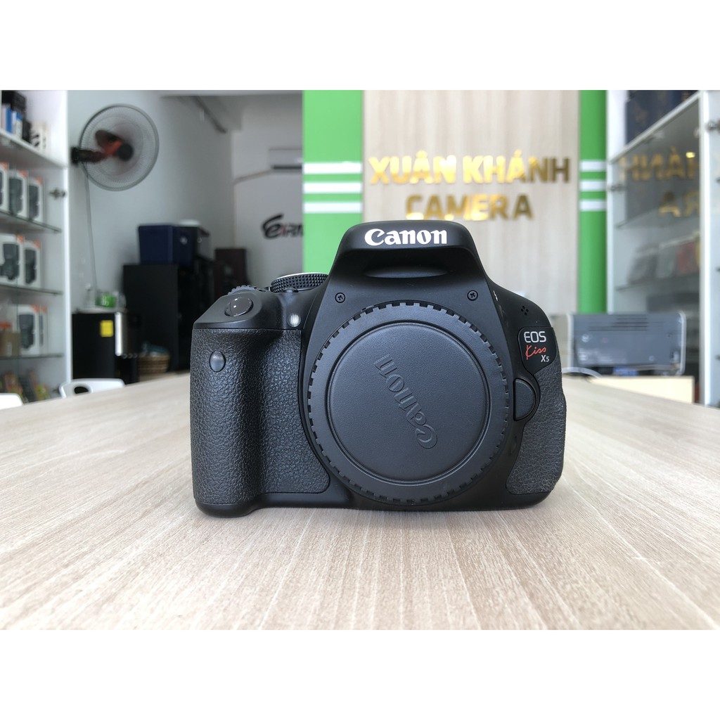 Máy ảnh Canon 600D (kiss x5 ) và lens 18 55IS F3.5-5.6 | BigBuy360 - bigbuy360.vn