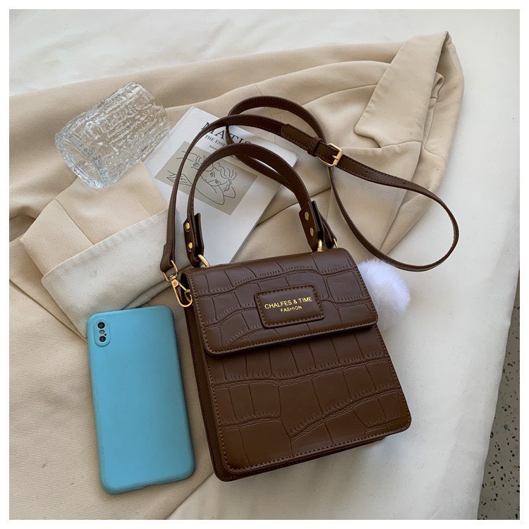 Túi xách đeo chéo nữ giá rẻ đẹp đi chơi phong cách thời trang hàn quốc dễ thương cute DC229