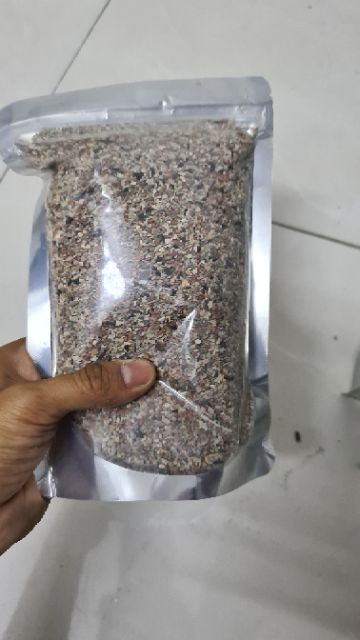 1kg KHOÁNG GRIT CHO Finch, Yến hót, Yến phũng, CoCk, LB, sun, greencheck. các loài vẹt lớn