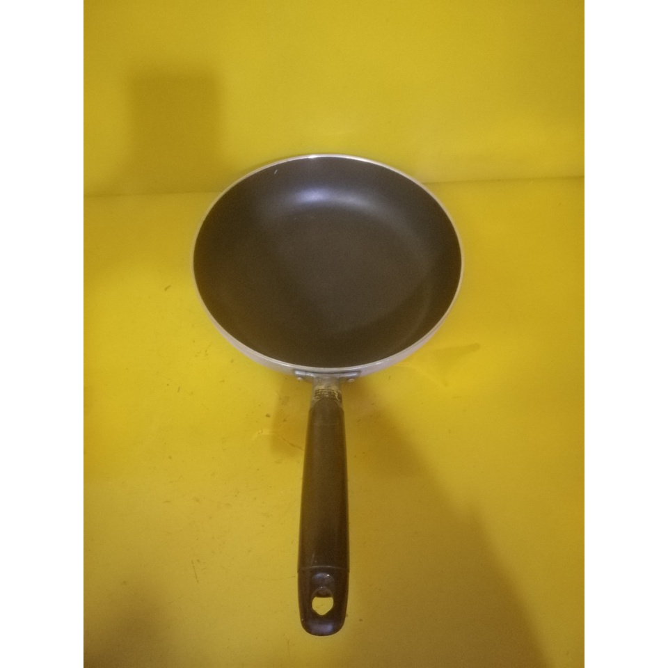 Chảo chống dính nội địa Nhật, size 26cm, cao 6cm (mã 579), Dùng được bếp từ