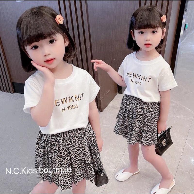 VAY38 - Váy bé gái, Sét váy áo cho bé gái, chân váy báo nâu + áo thun cotton trắng, từ 8-21kg