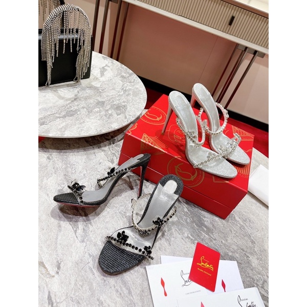 Sandal cao gót 10p quai nhỏ đính đá thương hiệu Loubutin cao cấp da thật