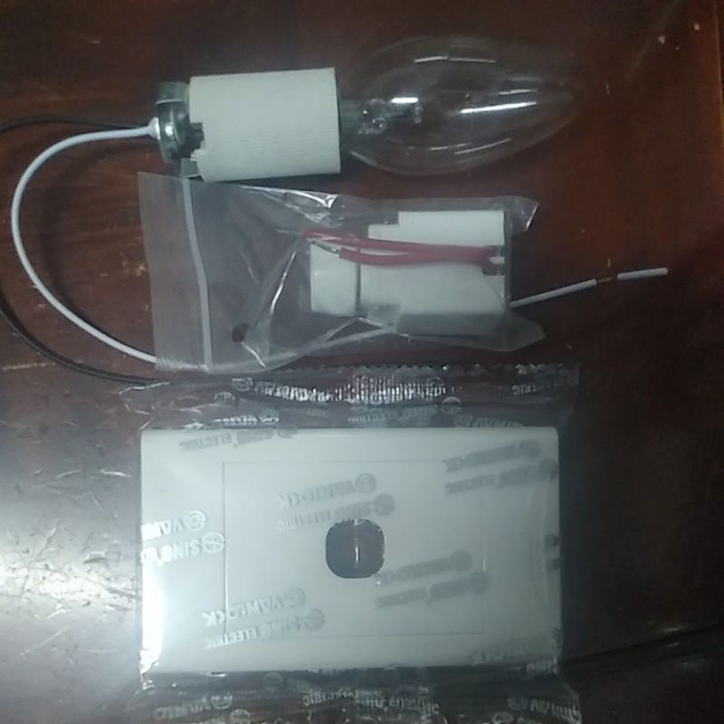 Bộ Công Tắc Giường Đá Muối Himalaya Và Bộ Đuôi Bóng Cho Phòng Xông Hơi Đá Muối Himalaya 20gr