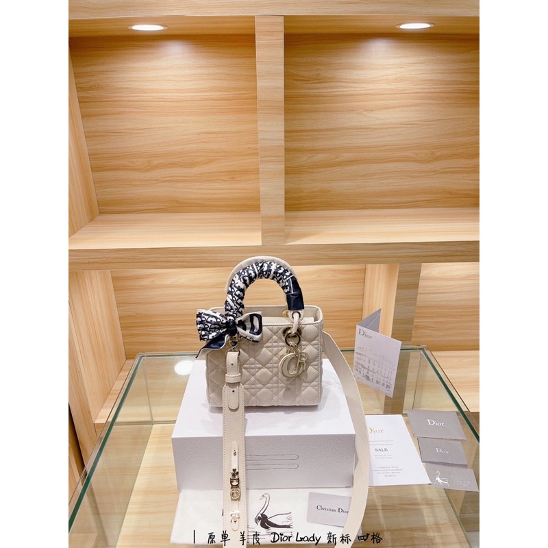 TÚI LADY CD - 𝐌𝐀̂̃𝐔 𝐌𝐎̛́𝐈