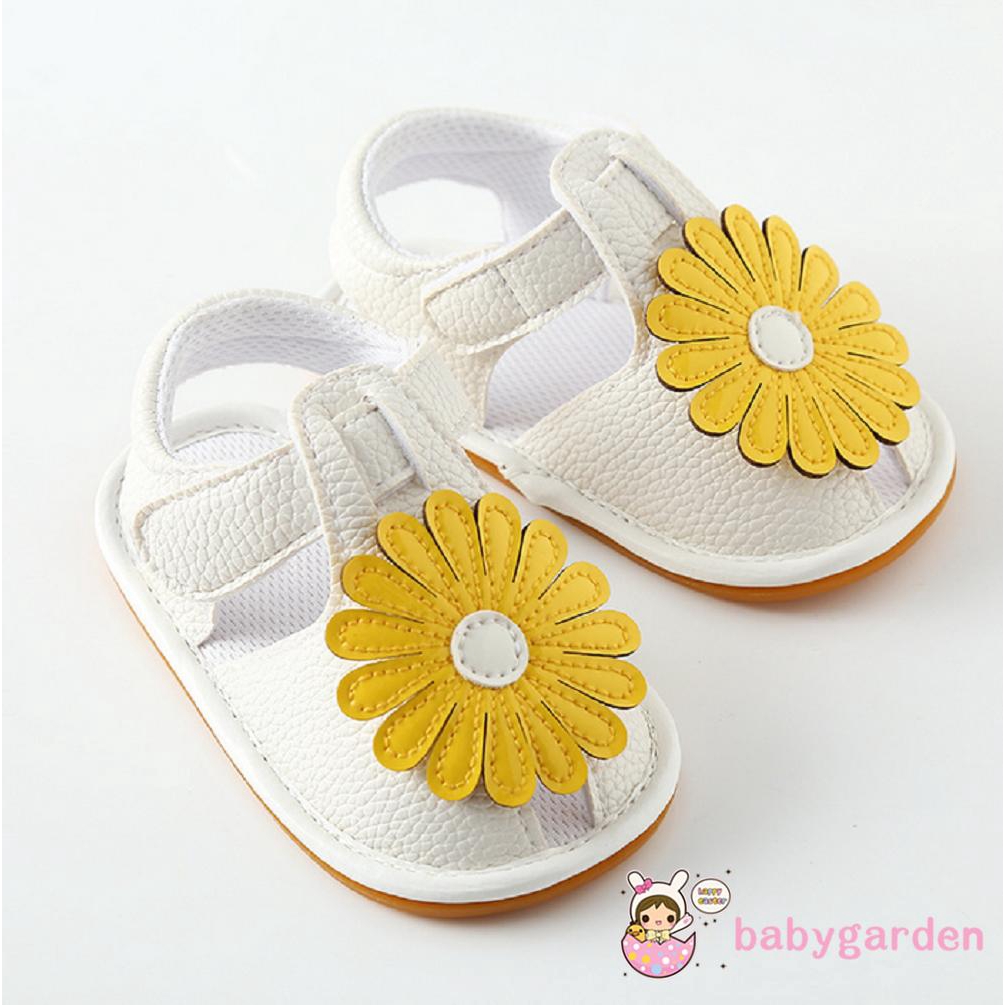 Giày sandal đính hoa dễ thương cho bé gái 0-18 tháng tuổi