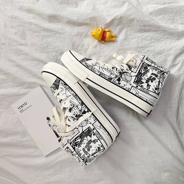 Giày thể thao cổ cao in graffiti hoạt hình thời trang