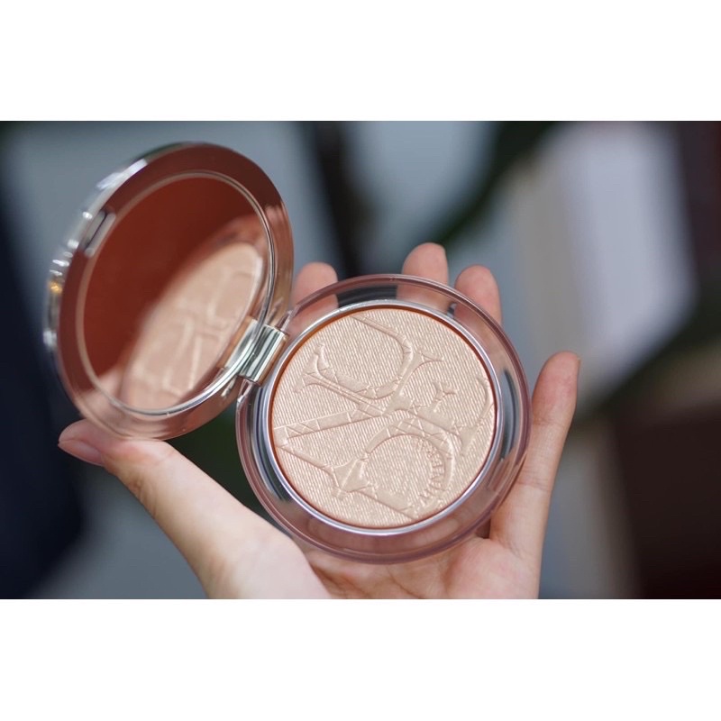 Có sẵn - Phấn bắt sáng Highlight Dior Diorskin Nude Luminizer Powder